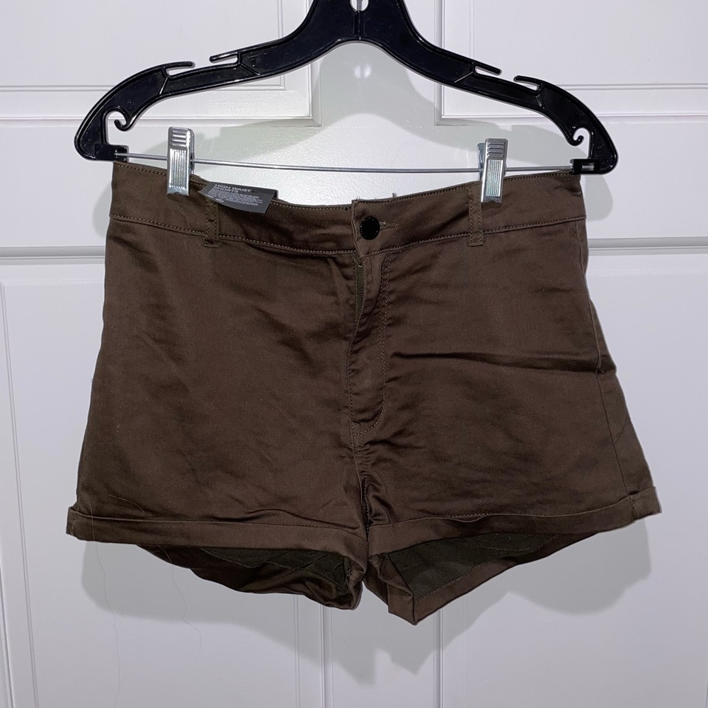 H&M olive green high waisted shorts, size 12